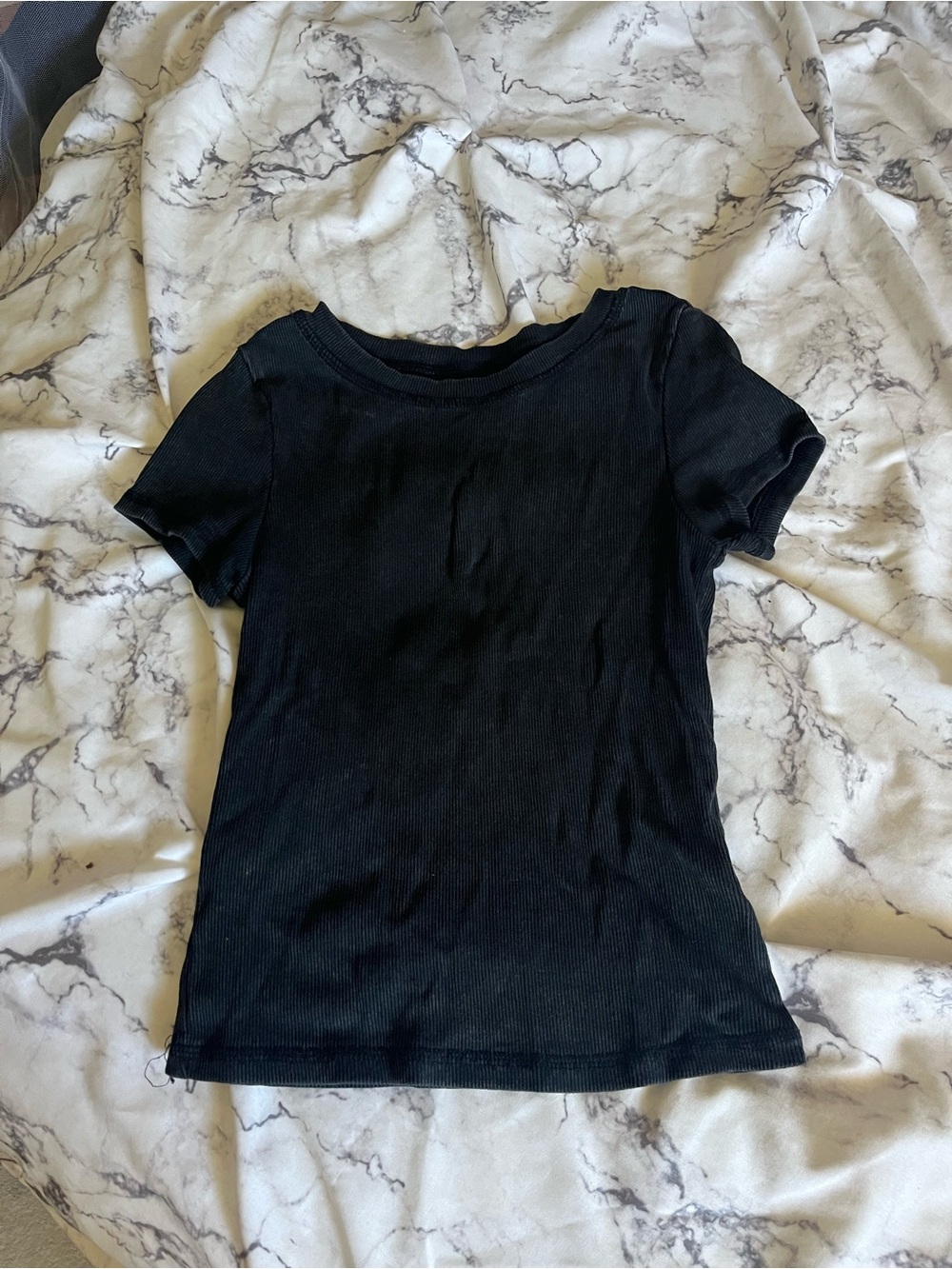 H&M Ribbed Black Tee